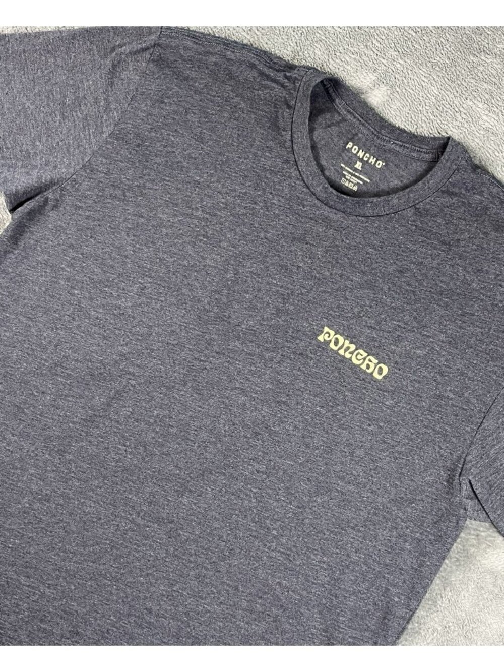 Poncho T Shirt Men's XL Gray Spellout Scorpion Short Sleeve Crew Neck